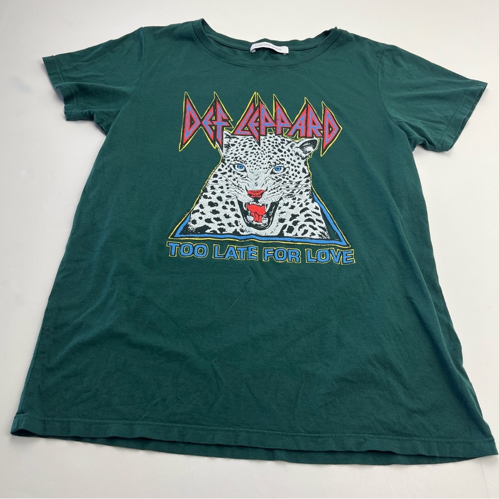 Daydreamer Def Leppard Women’s Size XS Green Short Sleeve T-Shirt‎ Shirt Top